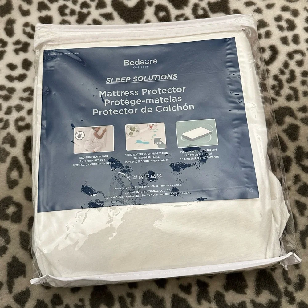 Bedsure Waterproof Mattress Protector Encasement Size Twin XL College Dorm